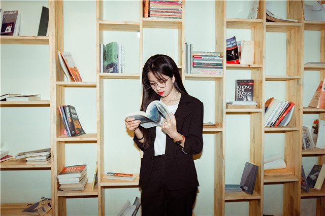 沈陽培頓教育：助力學子征服英語考試高峰